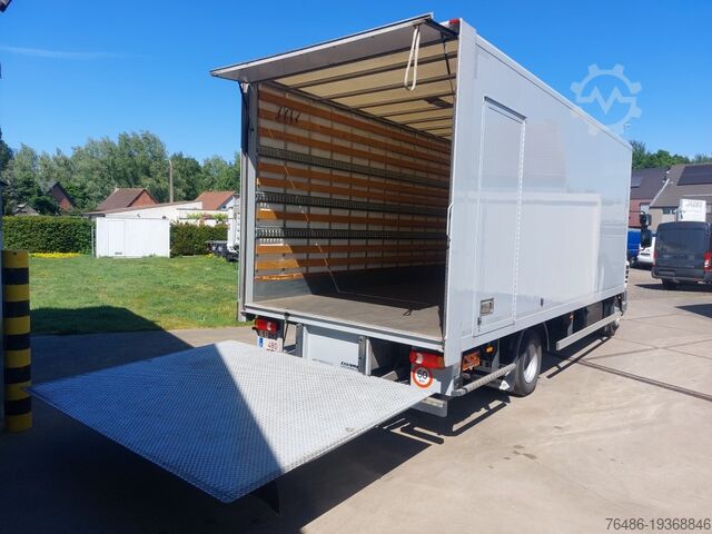 Camião de caixa fechada DAF LF 45