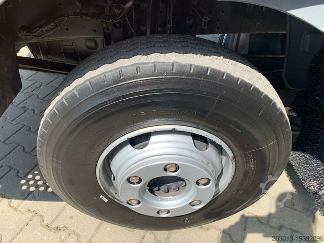 Road sweeper MERCEDES-BENZ Atego Kehrmaschine BUCHER CITYFANT 5000