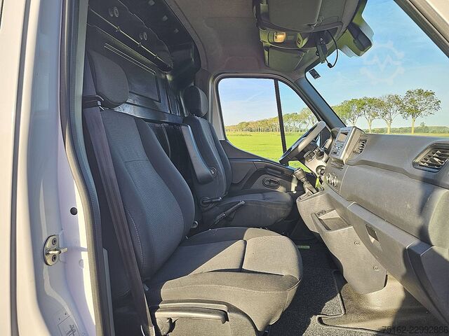 RENAULT MASTER 2.3 dci 145 emelőkosaras teherautó RENAULT MASTER 2.3 DCI 145 HOOGWERKER