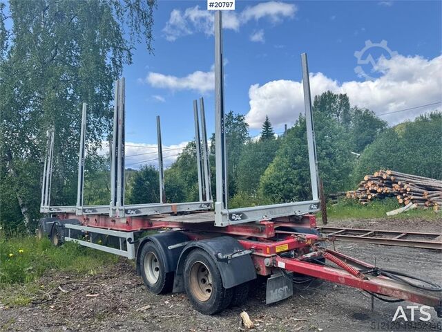 Transportador de madera Kilafors Timber Trailer.