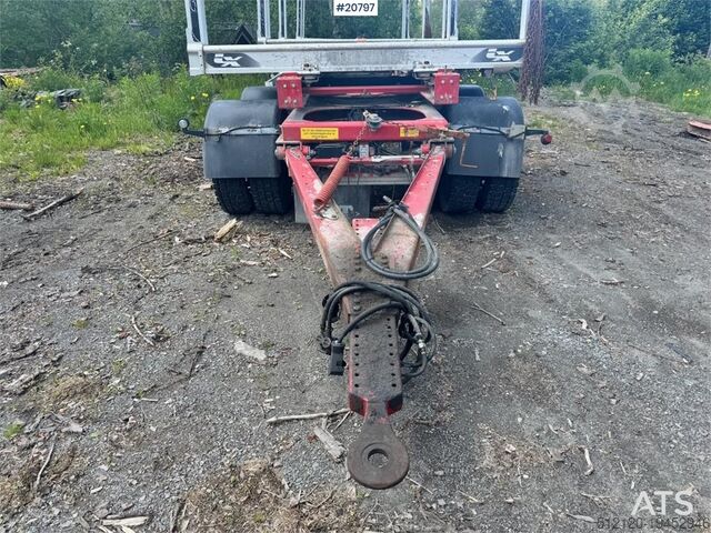 Transportador de madera Kilafors Timber Trailer.