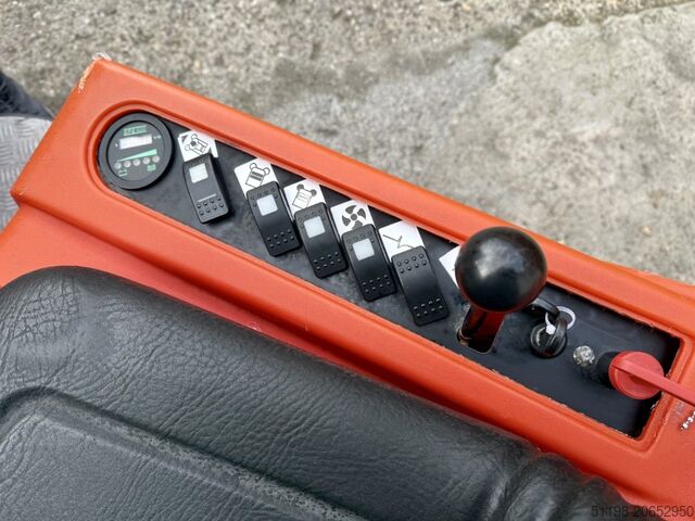 राइड-ऑन वैक्यूम स्वीपर Stolzenberg Twin Top TT 1100 / E Aufsitzkehrmaschine