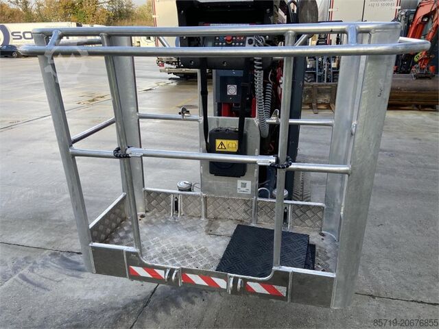 Plataforma de trabajo telescópica articulada Hinowa Lightlift 15.70 IIIS (3832)