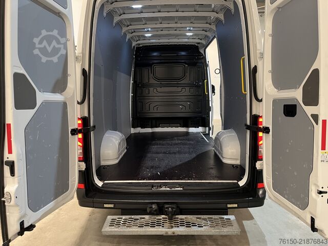Panelvan Man TGE 35 2.0 L3H3 140 PK Automaat / Trekhaak 3.00...