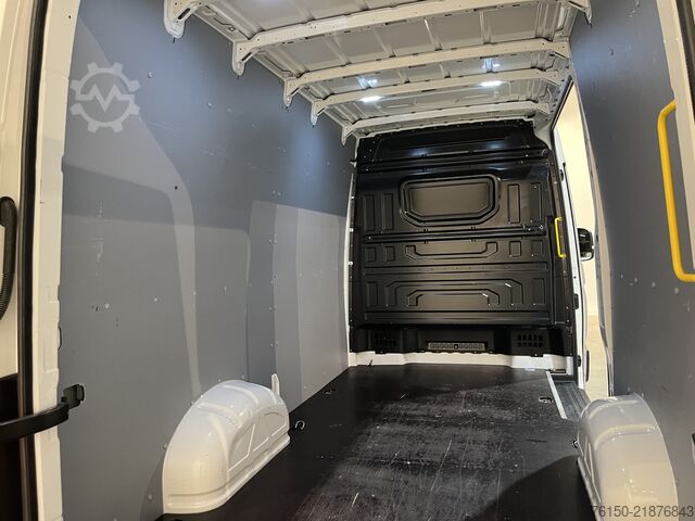 Panelvan Man TGE 35 2.0 L3H3 140 PK Automaat / Trekhaak 3.00...