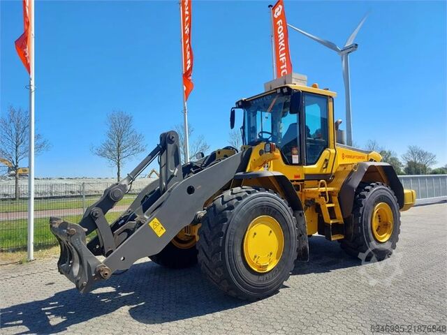 Inşaat makinesi Volvo L110F