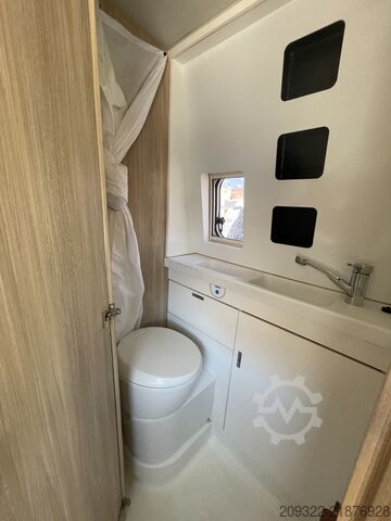 คาราวาน/รถบ้าน Fiat Ducato Weinsberg Carabus 600K | 2023 | EURO 6 | Venditore professionale