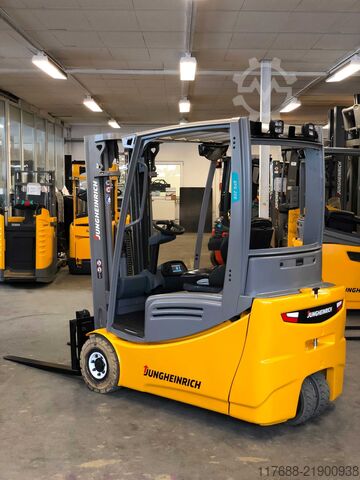 Vehículo eléctrico de 3 ruedas Jungheinrich EFG 216k - Service Neu - Batterie 95% + Garantie