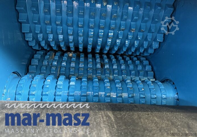 Mesin pencacah kayu dan bahan lain ŻEFAM DVBA 102