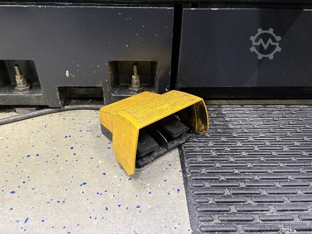 Pelarik CNC Mazak QT-200MY