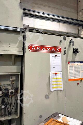 CNC門型フライス盤 ANAYAK P 3200
