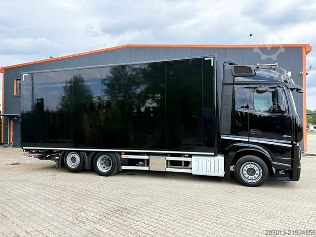 کامیون جعبه‌ای MERCEDES-BENZ Actros 2551 6x2 Koffer mit Laderampe