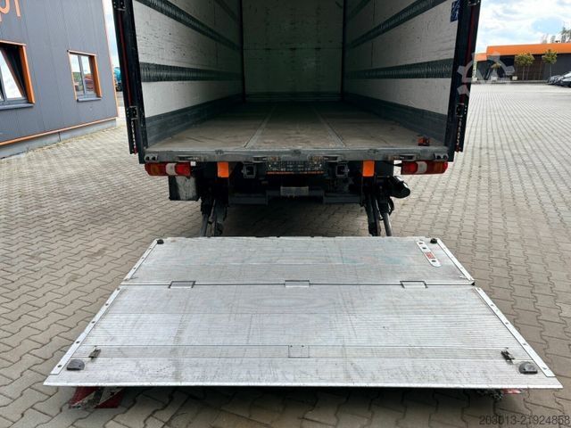 کامیون جعبه‌ای MERCEDES-BENZ Actros 2551 6x2 Koffer mit Laderampe