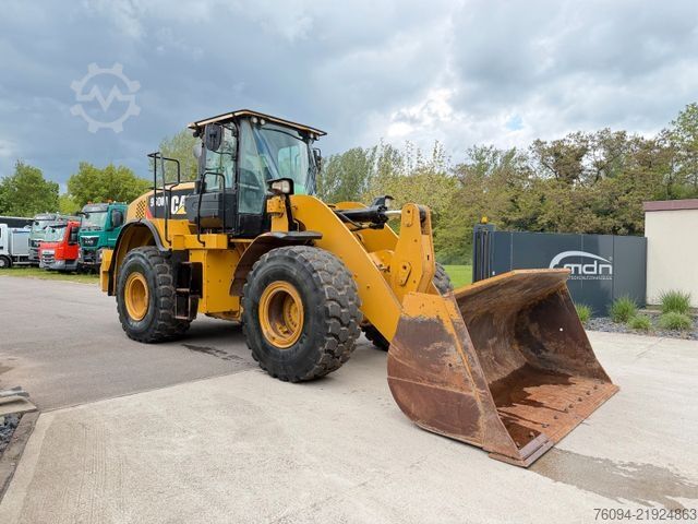 لودر چرخ‌دار CATERPILLAR 950M