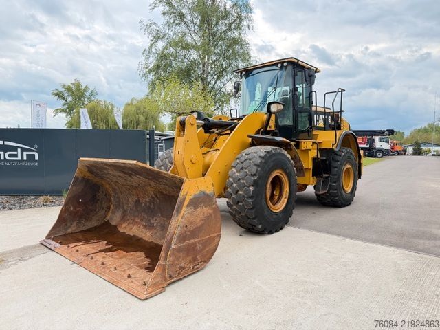 لودر چرخ‌دار CATERPILLAR 950M