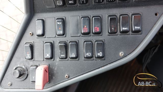 Bus pariwisata MERCEDES-BENZ Integro M, 57 Sitze