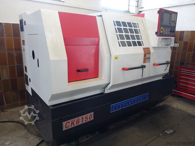 Flat bed lathe CNC CK6150
