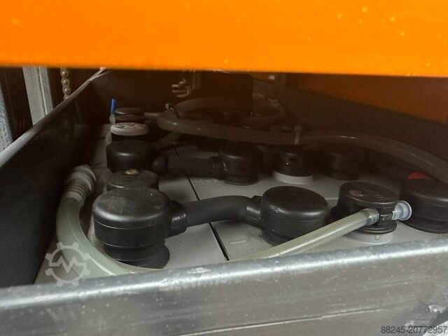 VS-22523 Электрический штабелер с тройной мачтой 6300мм Рефербишд STILL SV 16