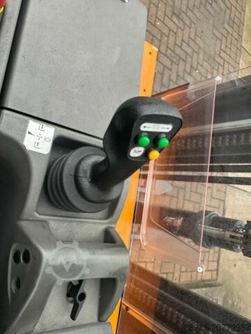 VS-22523 電動トリプレックススタッカー 6300mm リファービッシュ済み STILL SV 16