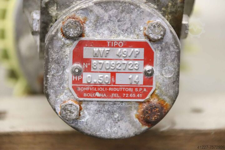 Fogaskerékmotor 0,18 kW 103 ford/perc Bonfiglioli Bierrebi MVF 49/P TA 103