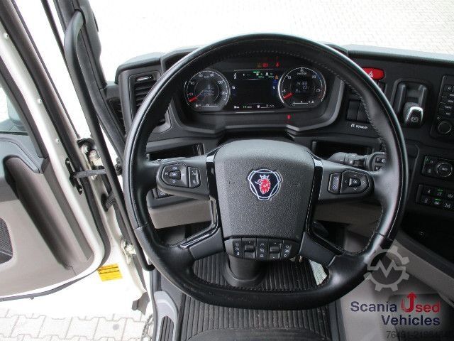 Tractor estándar Scania R 460 A4x2NA