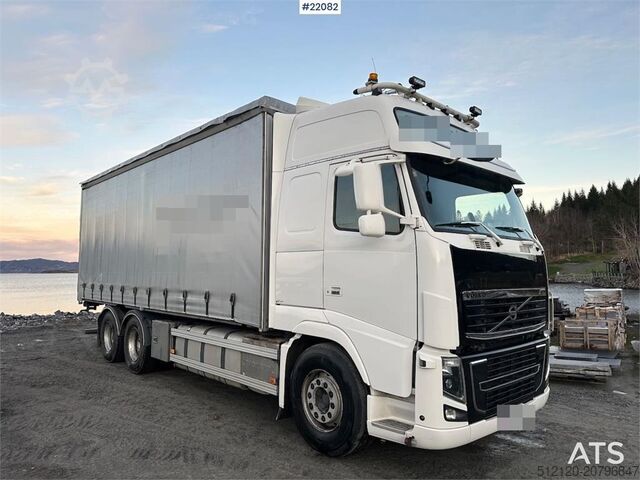 Valise Volvo FH16 700 Tandem Box Truck with Lift and Onspot