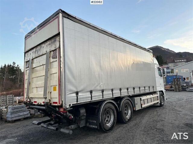Valise Volvo FH16 700 Tandem Box Truck with Lift and Onspot