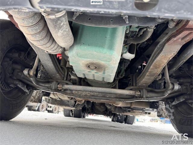 Camion-grue Volvo FH540 8x4 Tridem Crane truck w/ 50 t/m HMF crane w