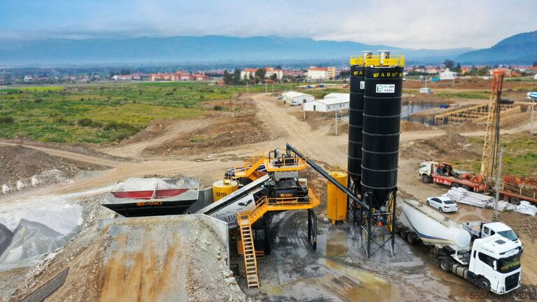 Mobilná betonáreň FABO Mobile Concrete Mixing Plant 100m³/h Mobile Concrete Batching Plant