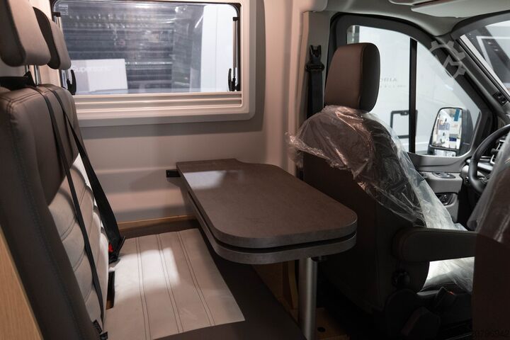 SUNLIGHT CLIFF 4X4 GREENTREK MINI VAN 带卫生间,新的 SUNLIGHT CLIFF 4X4 Greentrek