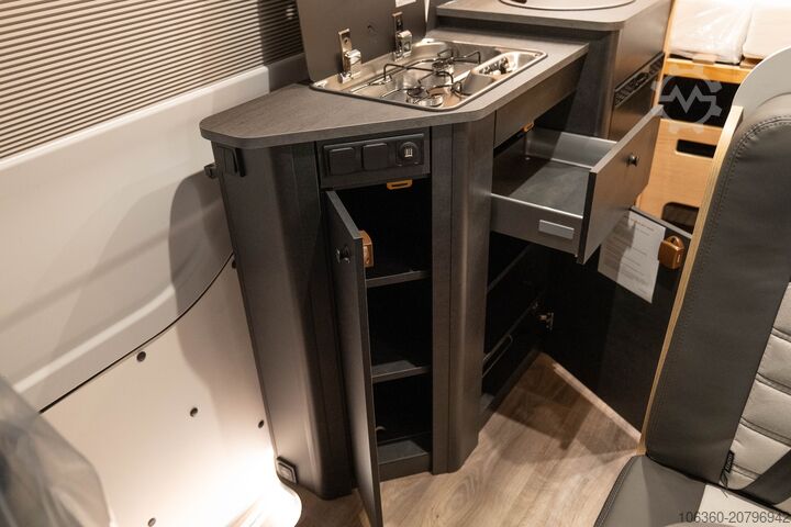 SUNLIGHT CLIFF 4X4 GREENTREK MINI VAN with W.C., new SUNLIGHT CLIFF 4X4 Greentrek