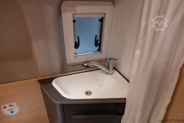 SUNLIGHT CLIFF 4X4 GREENTREK MINI VAN with W.C., new SUNLIGHT CLIFF 4X4 Greentrek