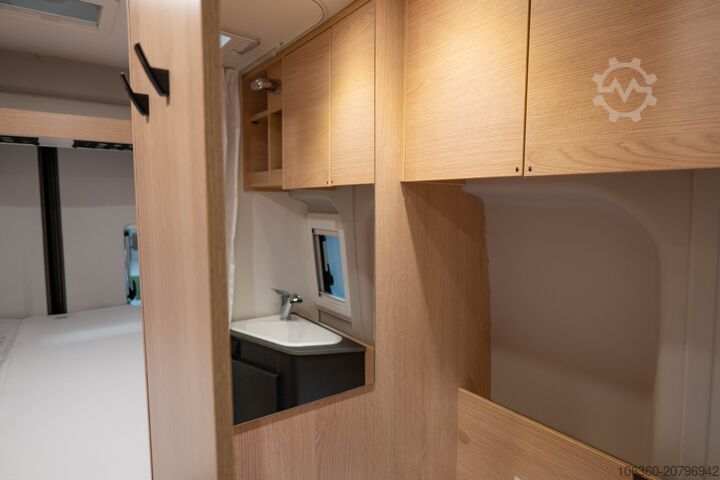 SUNLIGHT CLIFF 4X4 GREENTREK MINI VAN with W.C., new SUNLIGHT CLIFF 4X4 Greentrek