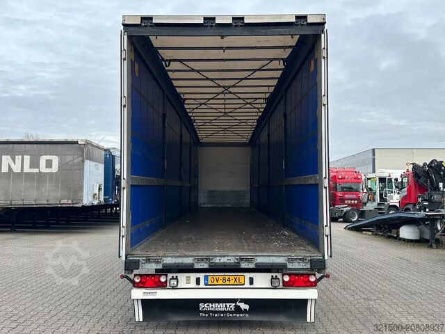 Posuvné plachty Schmitz Cargobull Mega Schuifzeil / Hydr. Hefdak / Saf-Disc / 09-...