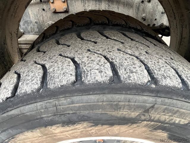 бетоновоз Astra HD9 84.50-80