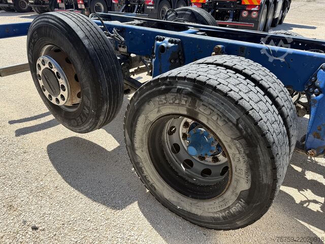 Shasi kamioni SCANIA R470 Chassis 8x2 Retarder Euro3
