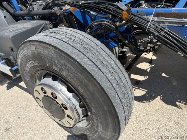 Shasi kamioni SCANIA R470 Chassis 8x2 Retarder Euro3