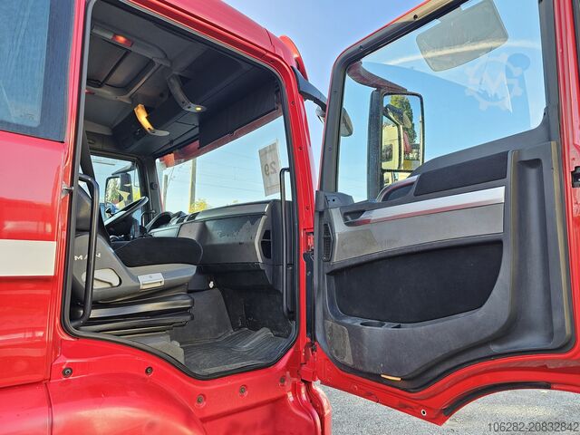 ট্রাক চ্যাসিস MAN TGS 35.440 8X4-4BL Lift+Lenk Manual PTO