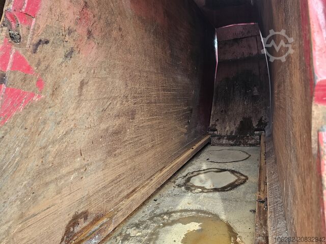 쓰레기 수거차 Volvo FL240 mit NTM 12cub K-2KMAXI 7.9+4.1 EUR