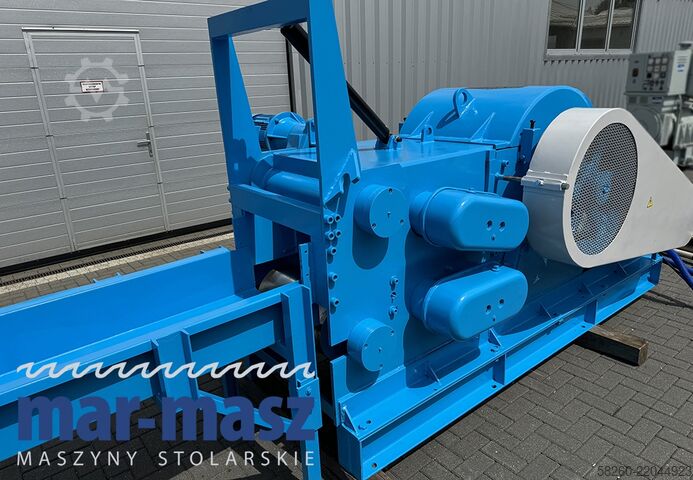 Makinë copëtuese druri Klockner 200x500H-4WT