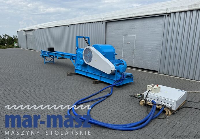 Makinë copëtuese druri Klockner 200x500H-4WT
