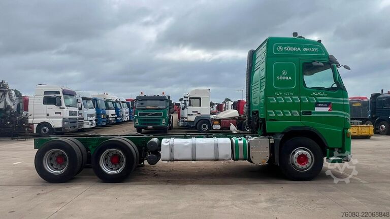 Chassis med førerhus Volvo FH 520 (6X4 / LONG CHASSIS / FRONT STEEL)