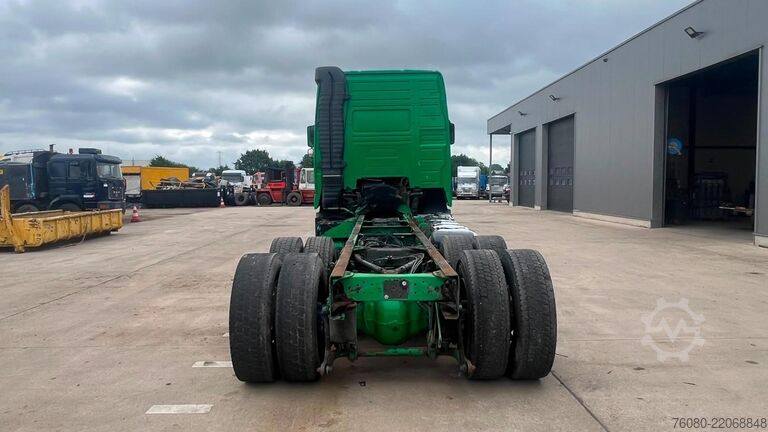 Chassis med førerhus Volvo FH 520 (6X4 / LONG CHASSIS / FRONT STEEL)