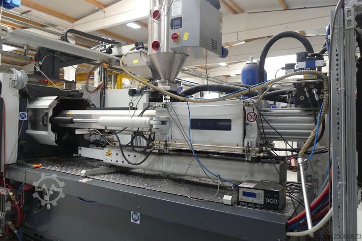 Sprøjtestøbemaskine FERROMATIK K-TEC 250s FERROMATIK MILACRON K-TEC 250s