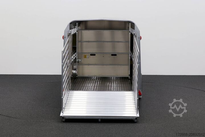 ремарке за добитък Ifor Williams TA510 | 14x6 434X178X183CM VIEHANHÄNGER | 2X LÜFTUNG