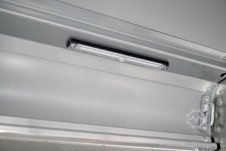 ремарке за добитък Ifor Williams TA510 | 14x6 434X178X183CM VIEHANHÄNGER | 2X LÜFTUNG