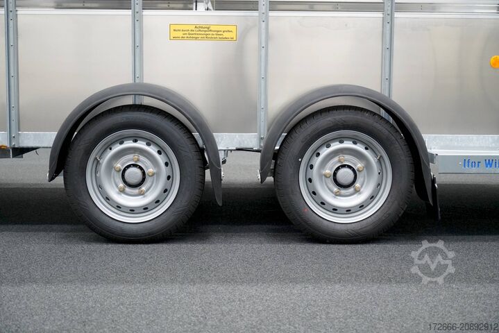 ремарке за добитък Ifor Williams TA510 | 14x6 434X178X183CM VIEHANHÄNGER | 2X LÜFTUNG