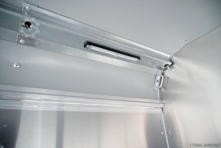 ремарке за добитък Ifor Williams TA510GT | 16x7 | TANK | RAMPE-/TÜR-KOMBI 497X178X214CM VIEHANHÄNGER | 2X LÜFTUNG