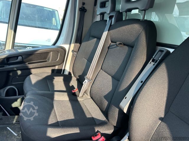 Dostavno vozilo s kesonom FIAT Ducato  Koffer+LBW*Navi*Klima*Kamera*140PS*Top*