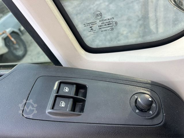 Dostavno vozilo s kesonom FIAT Ducato  Koffer+LBW*Navi*Klima*Kamera*140PS*Top*